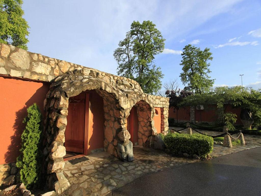 Pasha Garni Hotel Laktaši 外观 照片